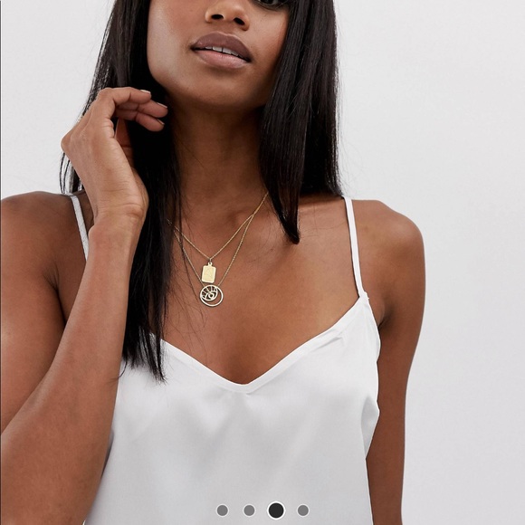 White Top - Picture 3 of 14